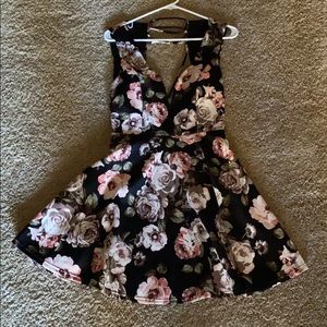 Black backless floral dress